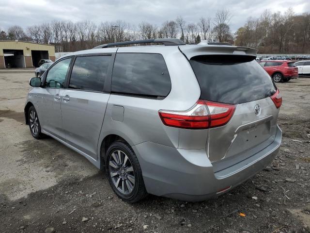 Photo 2 from auction – 2018 TOYOTA SIENNA LE with VIN 5TDJZ3DC2JS200649