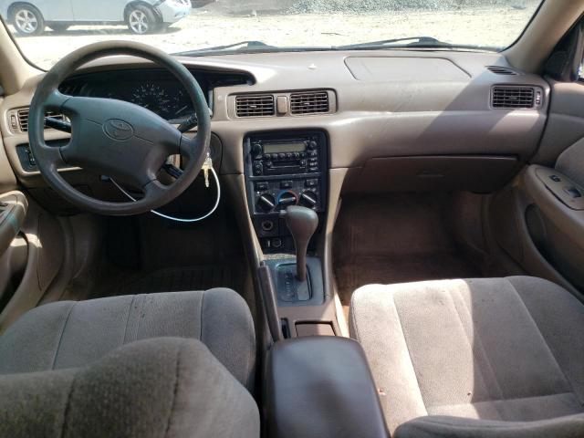 Photo 8 from auction – 2000 TOYOTA CAMRY CE with VIN 4T1BG22K5YU975639