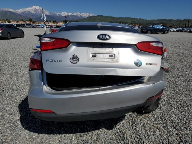 Photo 6 from auction – 2015 KIA FORTE EX with VIN KNAFX4A82F5292311