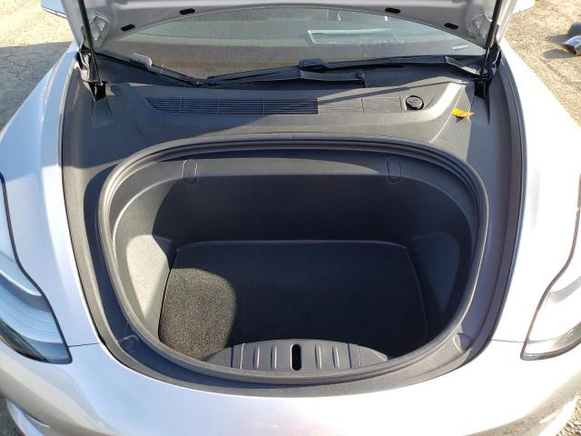Photo 11 from auction – 2018 TESLA MODEL 3 with VIN 5YJ3E1EB7JF117060