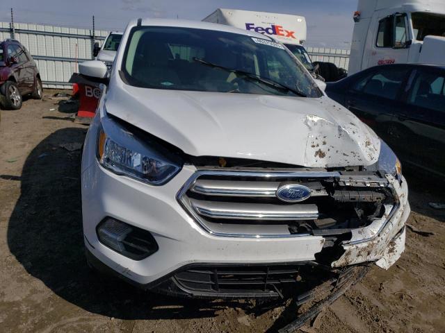 Photo 5 from auction – 2017 FORD ESCAPE SE with VIN 1FMCU9GD0HUB59826