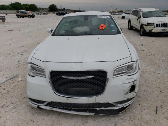 Photo 5 from auction – 2015 CHRYSLER 300 LIMITE with VIN 2C3CCAAG1FH779665