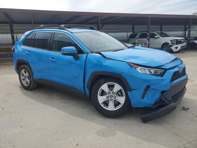 Photo 4 from auction – 2019 TOYOTA RAV4 XLE with VIN JTMW1RFV5KD018522
