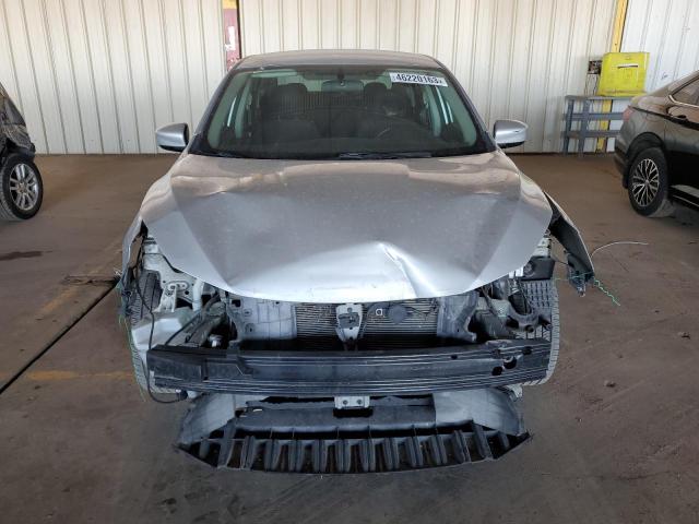 Photo 5 from auction – 2017 NISSAN SENTRA S with VIN 3N1AB7AP1HY270944
