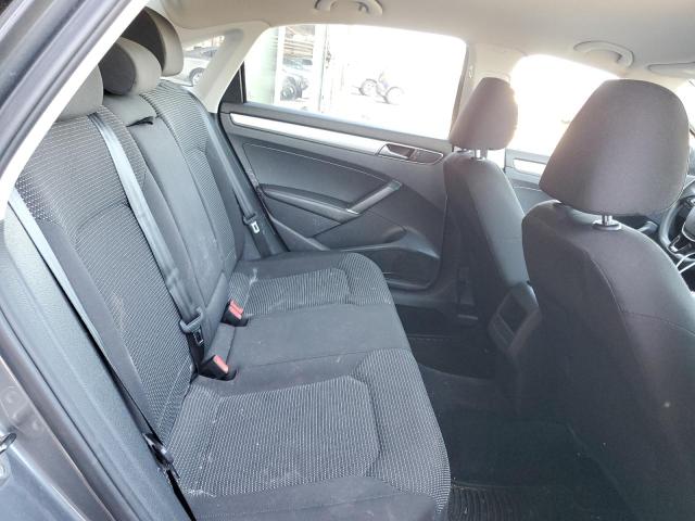 Photo 10 from auction – 2016 VOLKSWAGEN PASSAT with VIN 1VWAT7A36GC041882