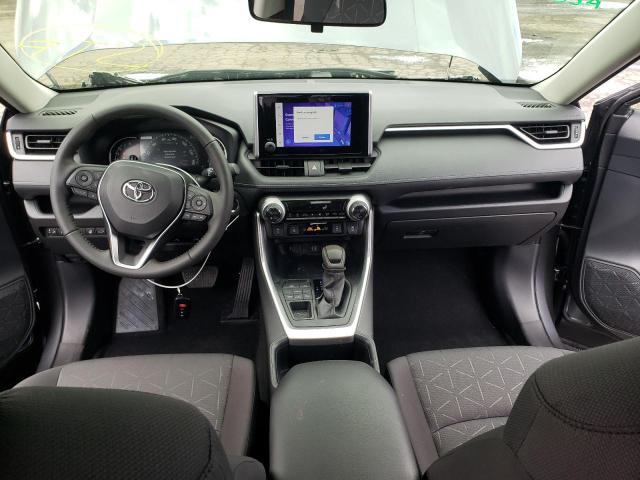 Photo 8 from auction – 2023 TOYOTA RAV4 XLE with VIN JTMP1RFV1PD094704