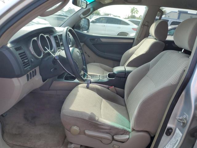 Photo 7 from auction – 2004 TOYOTA 4RUNNER SR with VIN JTEZU14R940026124