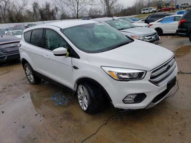 Photo 4 from auction – 2017 FORD ESCAPE SE with VIN 1FMCU0GD7HUE78586