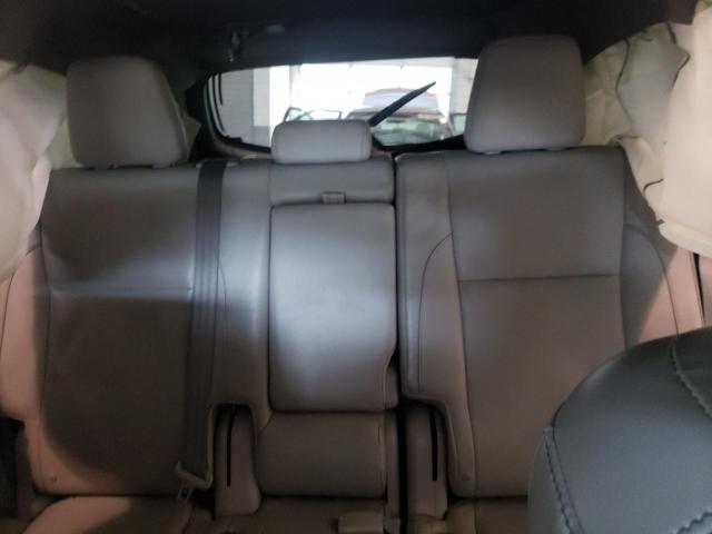 Photo 10 from auction – 2015 TOYOTA HIGHLANDER with VIN 5TDJKRFH0FS185897