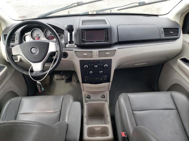Photo 8 from auction – 2010 VOLKSWAGEN ROUTAN with VIN 2V4RW3D18AR294979