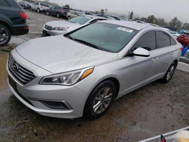 HYUNDAI SONATA SE 2017 with VIN 5NPE24AF1HH440625 - Photo from auction