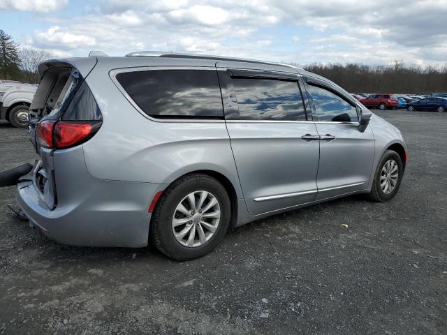 Фото 3 с аукциона – 2018 CHRYSLER PACIFICA T с VIN 2C4RC1BGXJR216976