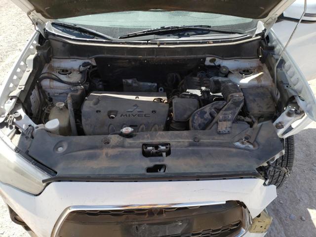 Photo 11 from auction – 2015 MITSUBISHI OUTLANDER with VIN 4A4AP4AW1FE031966