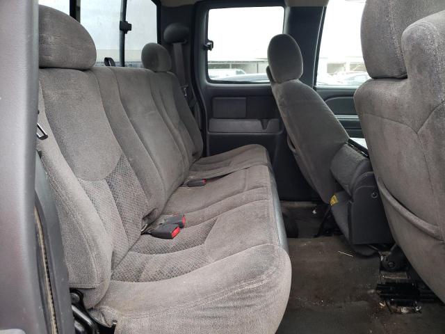 Photo 10 from auction – 2005 CHEVROLET SILVERADO with VIN 1GCHK29U55E279499