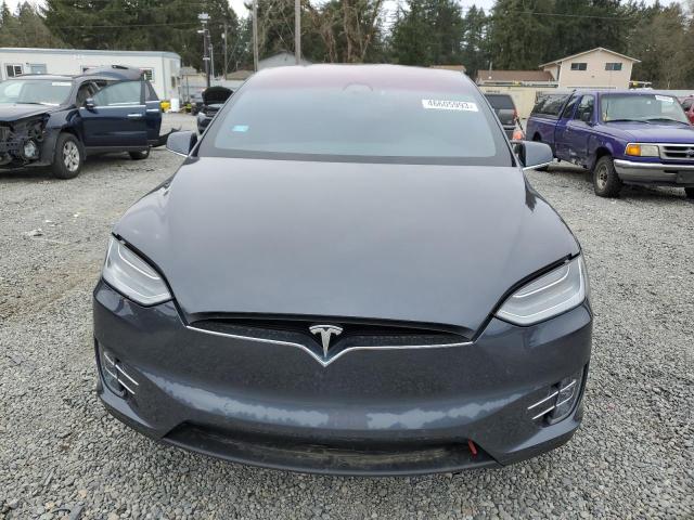 Photo 5 from auction – 2019 TESLA MODEL X with VIN 5YJXCAE21KF182916
