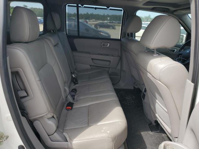 Photo 11 from auction – 2015 HONDA PILOT TOUR with VIN 5FNYF3H94FB027427