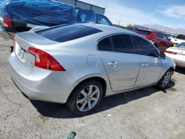 Photo 3 from auction – 2016 VOLVO S60 PREMIE with VIN YV1612TK0G2396911