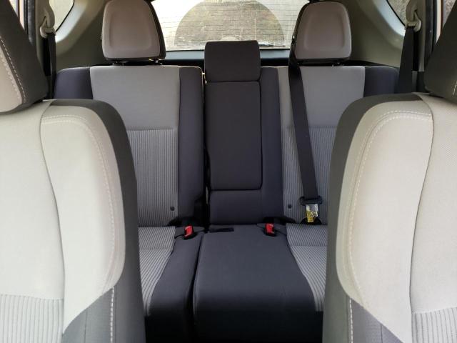 Photo 10 from auction – 2015 TOYOTA RAV4 XLE with VIN JTMWFREV0FD070195
