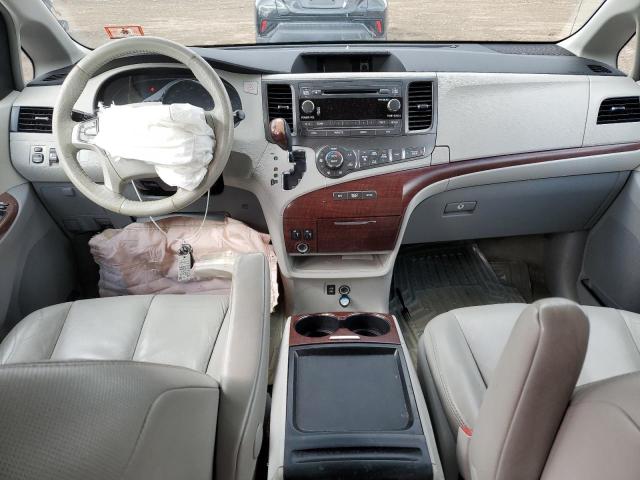 Photo 8 from auction – 2011 TOYOTA SIENNA XLE with VIN 5TDYK3DC1BS104757