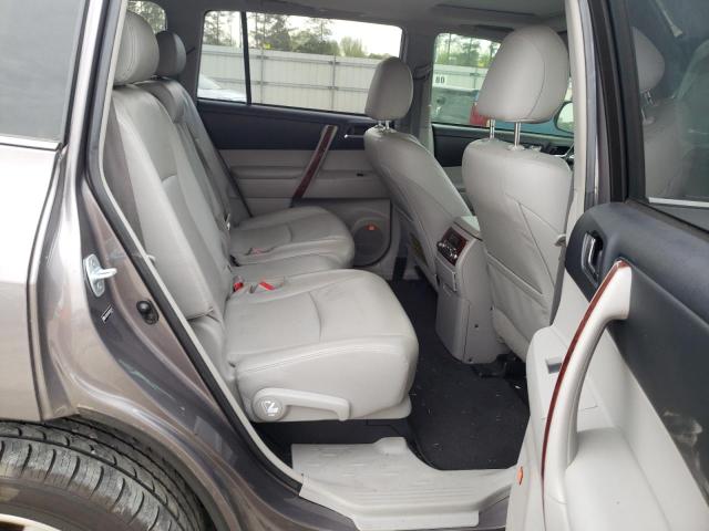 Photo 11 from auction – 2013 TOYOTA HIGHLANDER with VIN JTEDC3EH2D2016103