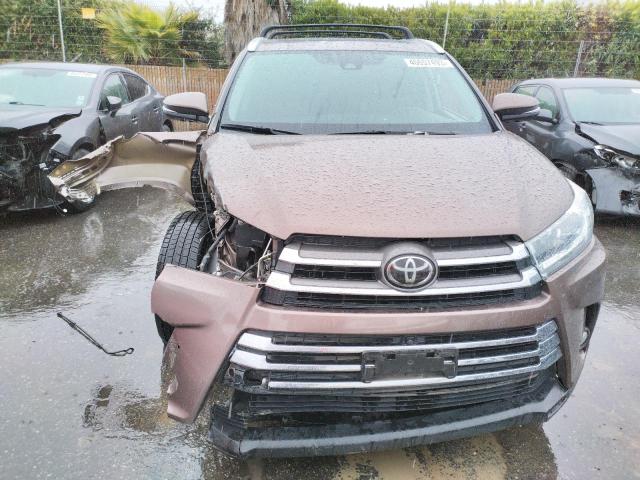 Photo 5 from auction – 2018 TOYOTA HIGHLANDER with VIN 5TDDZRFH2JS800323