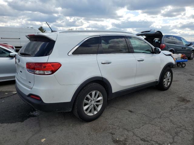 Photo 3 from auction – 2016 KIA SORENTO LX with VIN 5XYPGDA31GG112997