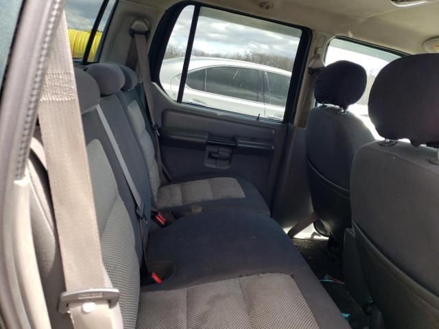Фото 10 с аукциона – 2004 FORD EXPLORER S с VIN 1FMZU77K34UB58788