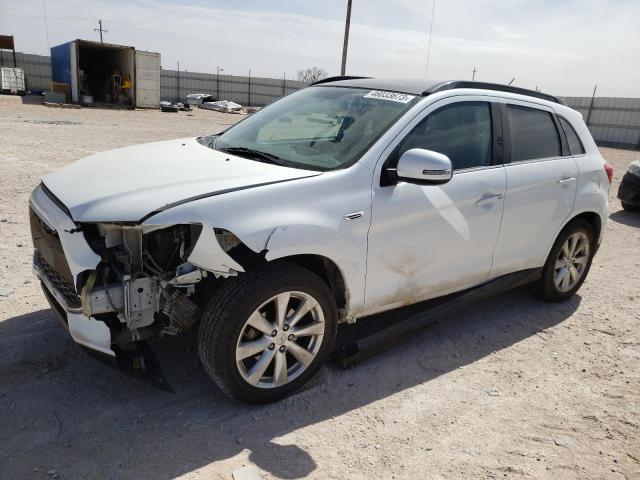 MITSUBISHI OUTLANDER 2015 z numerem VIN 4A4AP4AW1FE031966 - Zdjęcie z aukcji