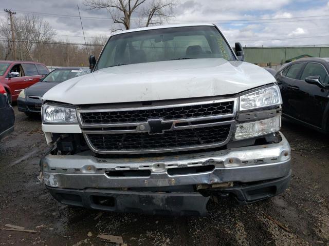Photo 5 from auction – 2005 CHEVROLET SILVERADO with VIN 1GCHK24UX5E286262