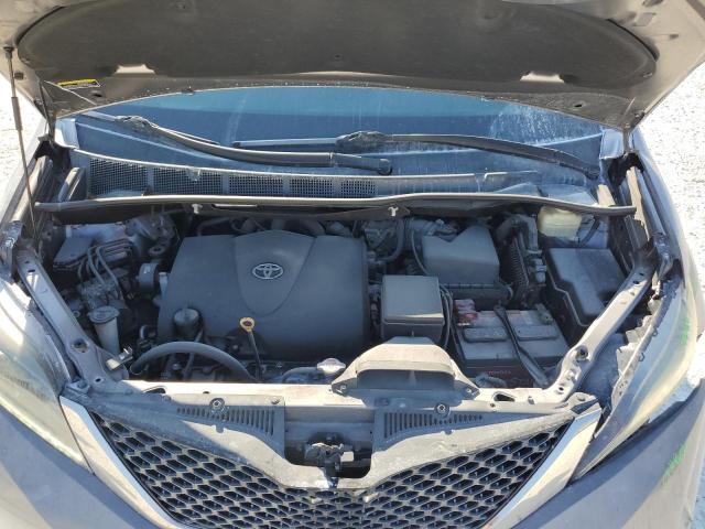 Photo 12 from auction – 2017 TOYOTA SIENNA SE with VIN 5TDXZ3DC2HS862915