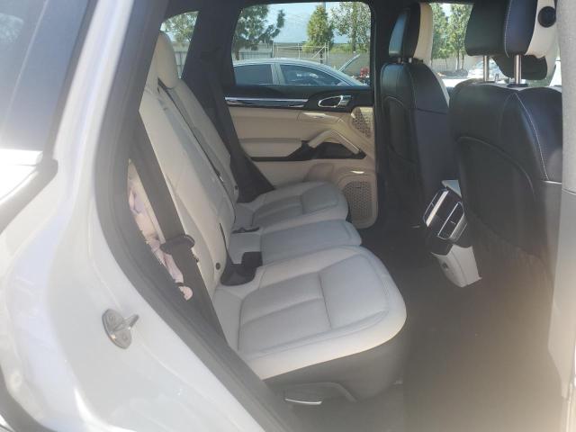 Photo 11 from auction – 2016 PORSCHE CAYENNE with VIN WP1AA2A25GKA37748