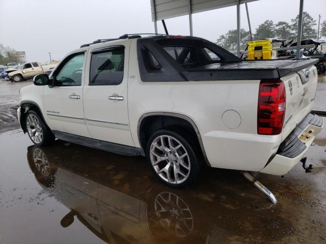 Photo 2 from auction – 2011 CHEVROLET AVALANCHE with VIN 3GNTKGE3XBG156684