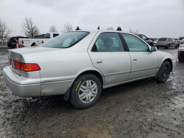 Photo 3 from auction – 2000 TOYOTA CAMRY CE with VIN JT2BG22K7Y0435813