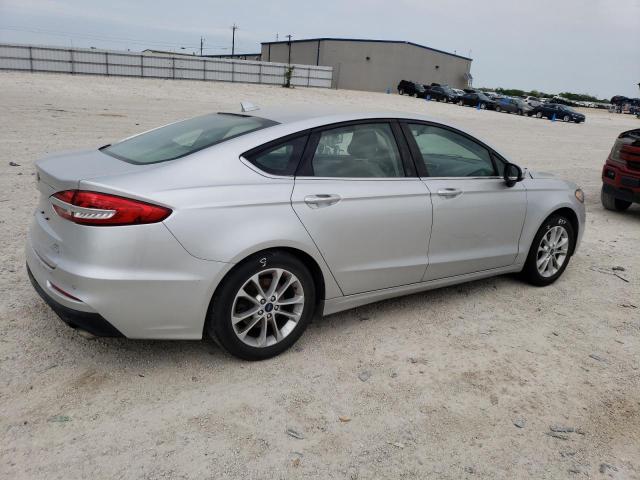 Photo 3 from auction – 2019 FORD FUSION SE with VIN 3FA6P0HDXKR107532