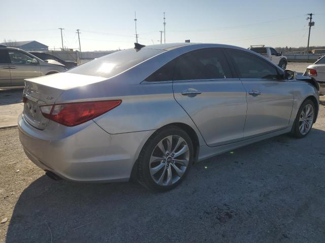 Photo 3 from auction – 2012 HYUNDAI SONATA SE with VIN 5NPEC4AB5CH502627