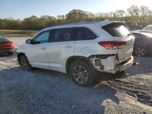 Photo 2 from auction – 2017 TOYOTA HIGHLANDER with VIN 5TDJZRFH3HS516969