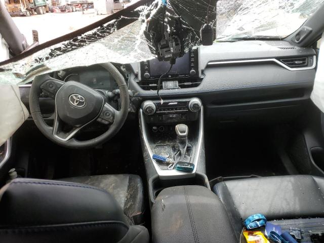 Photo 8 from auction – 2020 TOYOTA RAV4 XSE with VIN 2T3EWRFV4LW079135