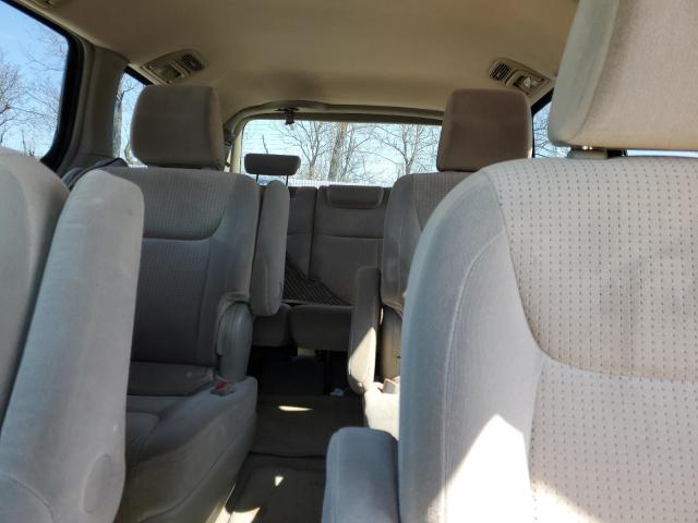 Photo 10 from auction – 2010 TOYOTA SIENNA CE with VIN 5TDKK4CC6AS333883