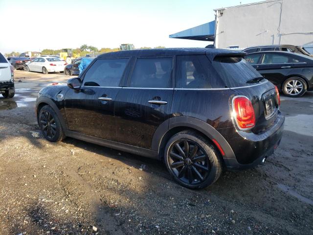 Photo 2 from auction – 2021 MINI COOPER with VIN WMWXU7C04M2N58660