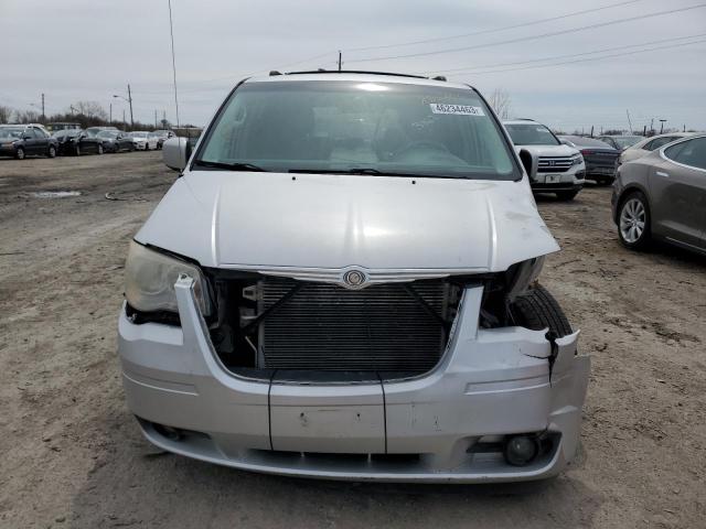 Photo 5 from auction – 2008 CHRYSLER TOWN & COU with VIN 2A8HR54P58R141671