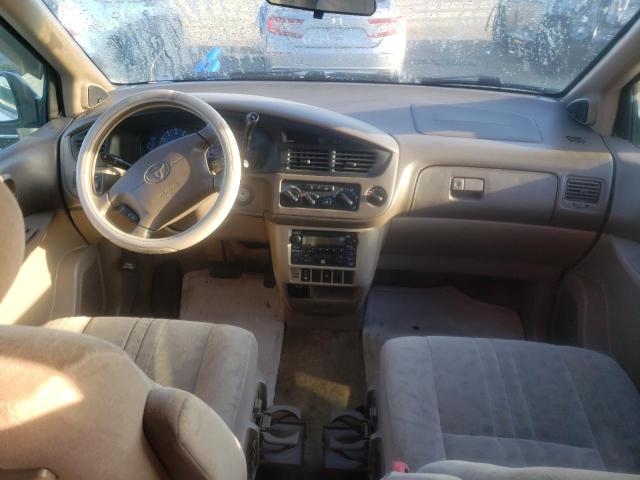 Photo 8 from auction – 2002 TOYOTA SIENNA LE with VIN 4T3ZF13C12U497611