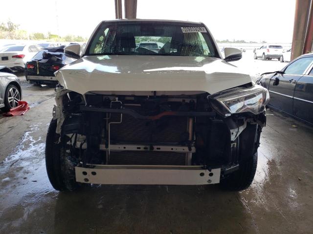 Photo 5 from auction – 2022 TOYOTA 4RUNNER SR with VIN JTEMU5JR2N6052066