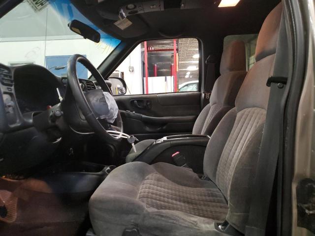 Photo 7 from auction – 2002 CHEVROLET BLAZER with VIN 1GNDT13W82K181491