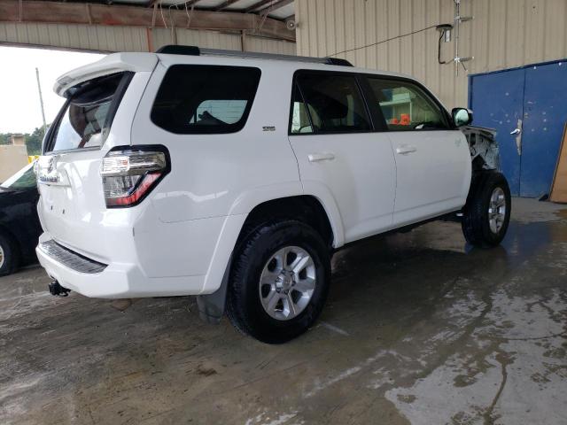 Photo 3 from auction – 2022 TOYOTA 4RUNNER SR with VIN JTEMU5JR2N6052066