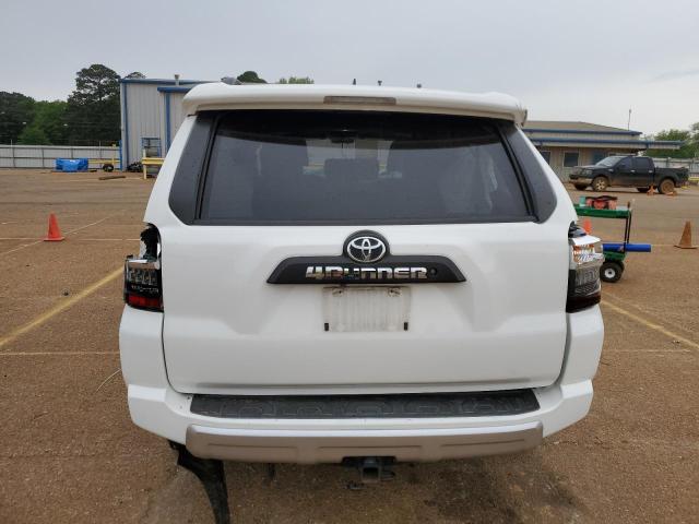 Photo 6 from auction – 2017 TOYOTA 4RUNNER SR with VIN JTEBU5JR0H5464214