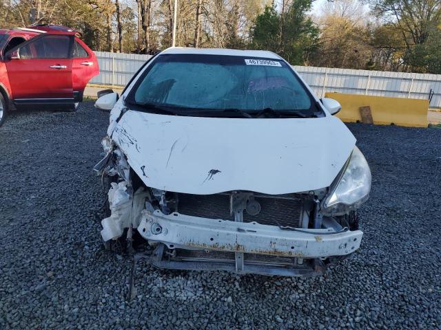 Photo 5 from auction – 2014 TOYOTA PRIUS C with VIN JTDKDTB31E1557958