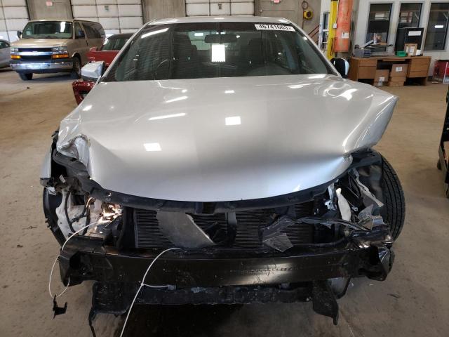 Photo 5 from auction – 2016 TOYOTA CAMRY LE with VIN 4T4BF1FK6GR580526