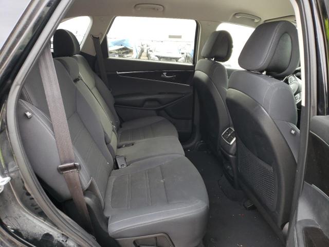 Photo 10 from auction – 2016 KIA SORENTO LX with VIN 5XYPG4A32GG171654