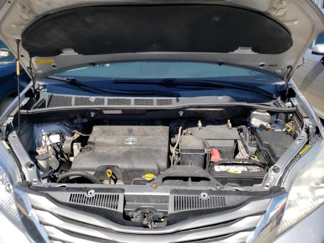 Photo 12 from auction – 2011 TOYOTA SIENNA XLE with VIN 5TDYK3DC6BS016822