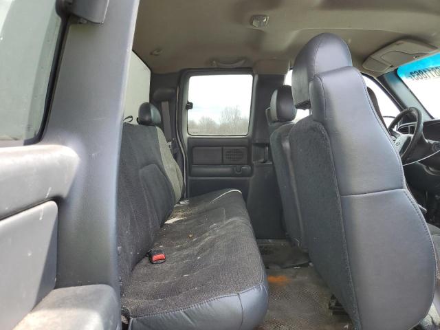 Photo 10 from auction – 2001 CHEVROLET SILVERADO with VIN 1GCHC29U71E225452